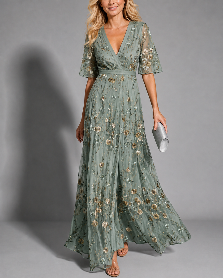 Selora | Floral Flow Maxi Dress